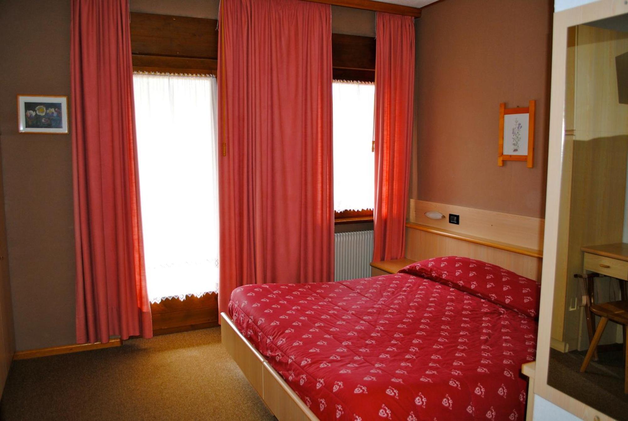 Venezia Hotel Passo Rolle